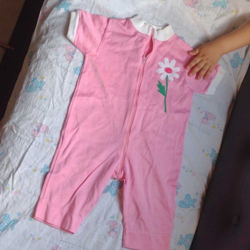 Vintage 50s Pink Onesie Jumpsuit w/ Flower Appliqu